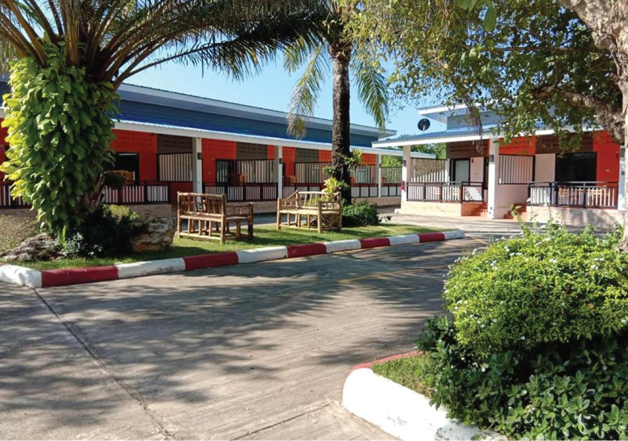 Staychill Resort Uttaradit Luaran gambar